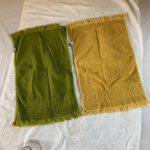 Vintage Deadstock  3 Pc White With Green/Yellow Floral  Fieldcrest Martex Towels - Picture 8 of 14